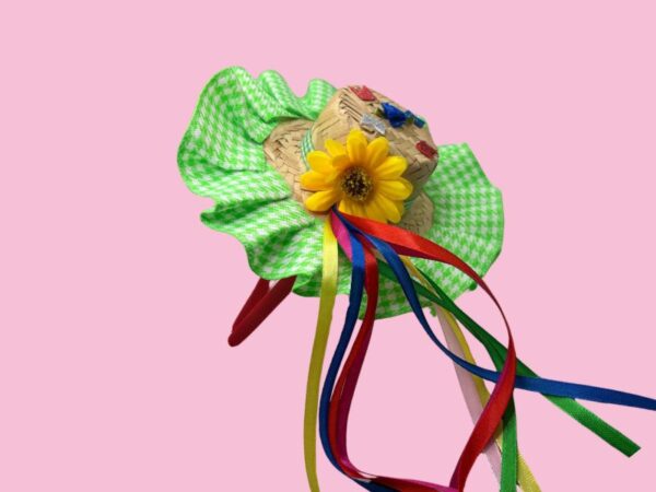 Tiara Junina com Mini Chapéu Decorado – Colorida e Encantadora
