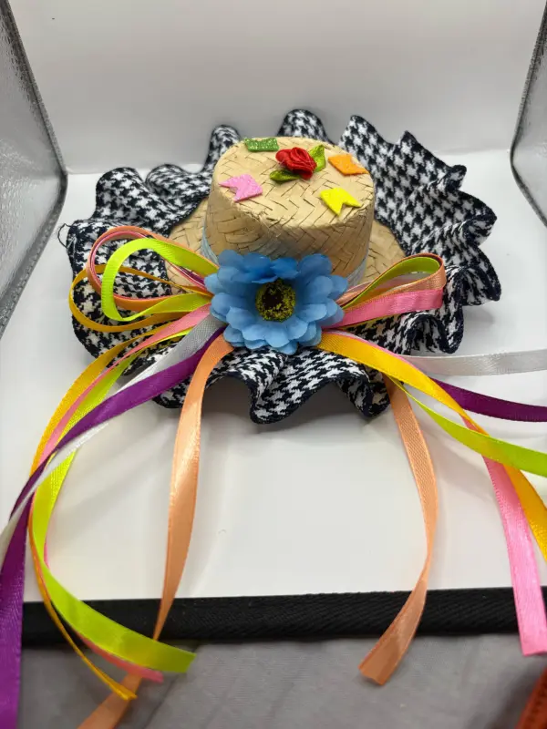 Chapéu Bico de Pato Junino Decorado – Diversas Estampas - Imagem 20